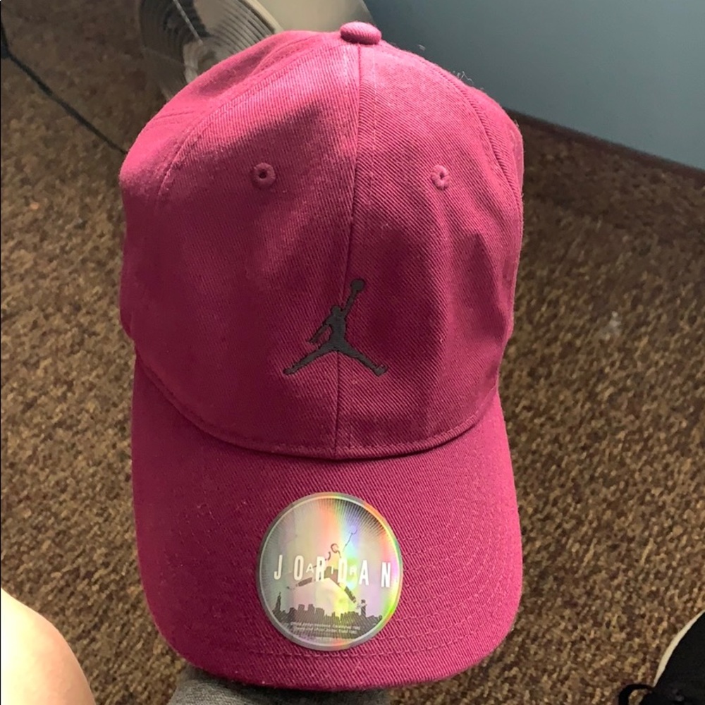 Jordan hat never been worn